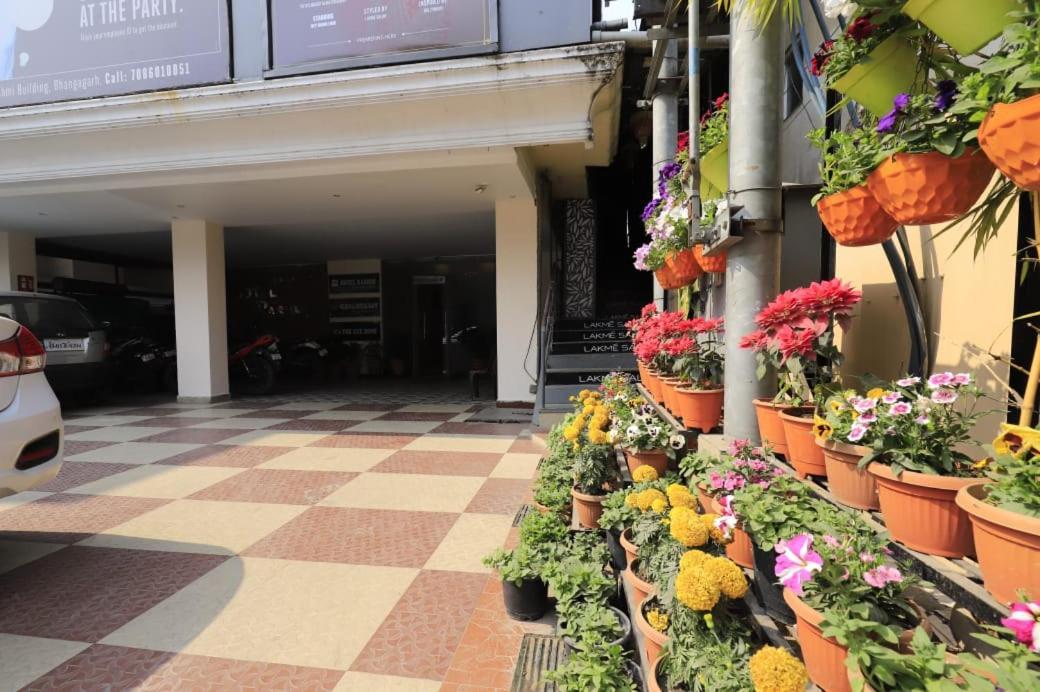 Hotel Rashmi Guwahati Exterior foto